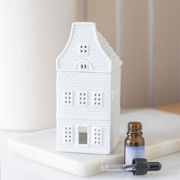 White Nordic House Oil Burner and Wax Warmer. Product image.