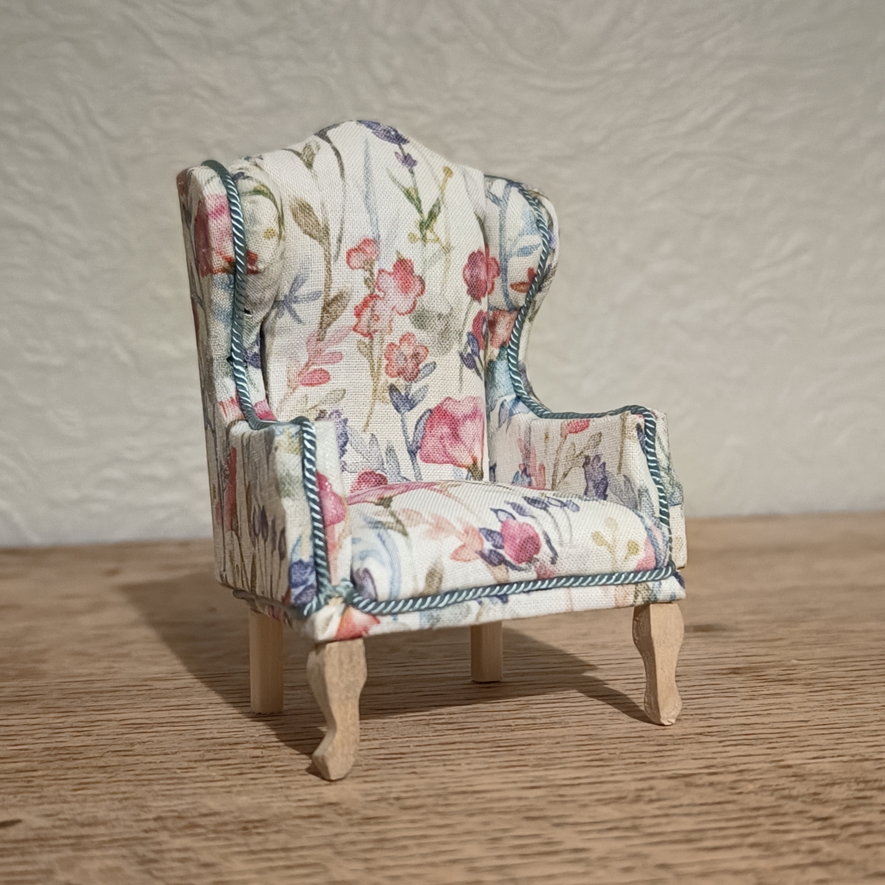 1:12 Scale Queen Anne Style Wingback Armchair – Floral ‘Wild Flowers’ Dollhouse Chair