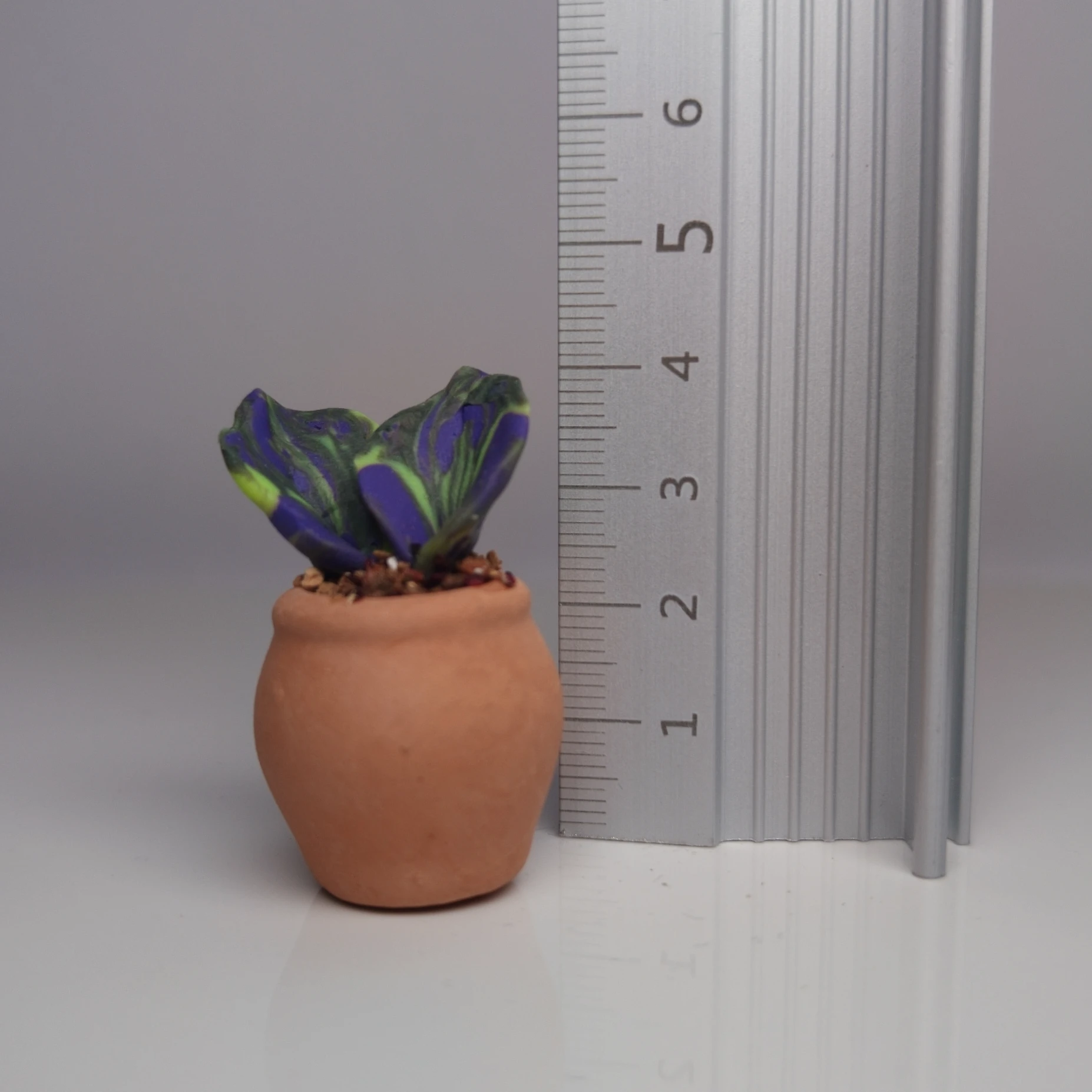 Handmade Miniature Polymer Clay Plant in Terracotta Pot – Green & Purple Decorative Succulent - Image 4