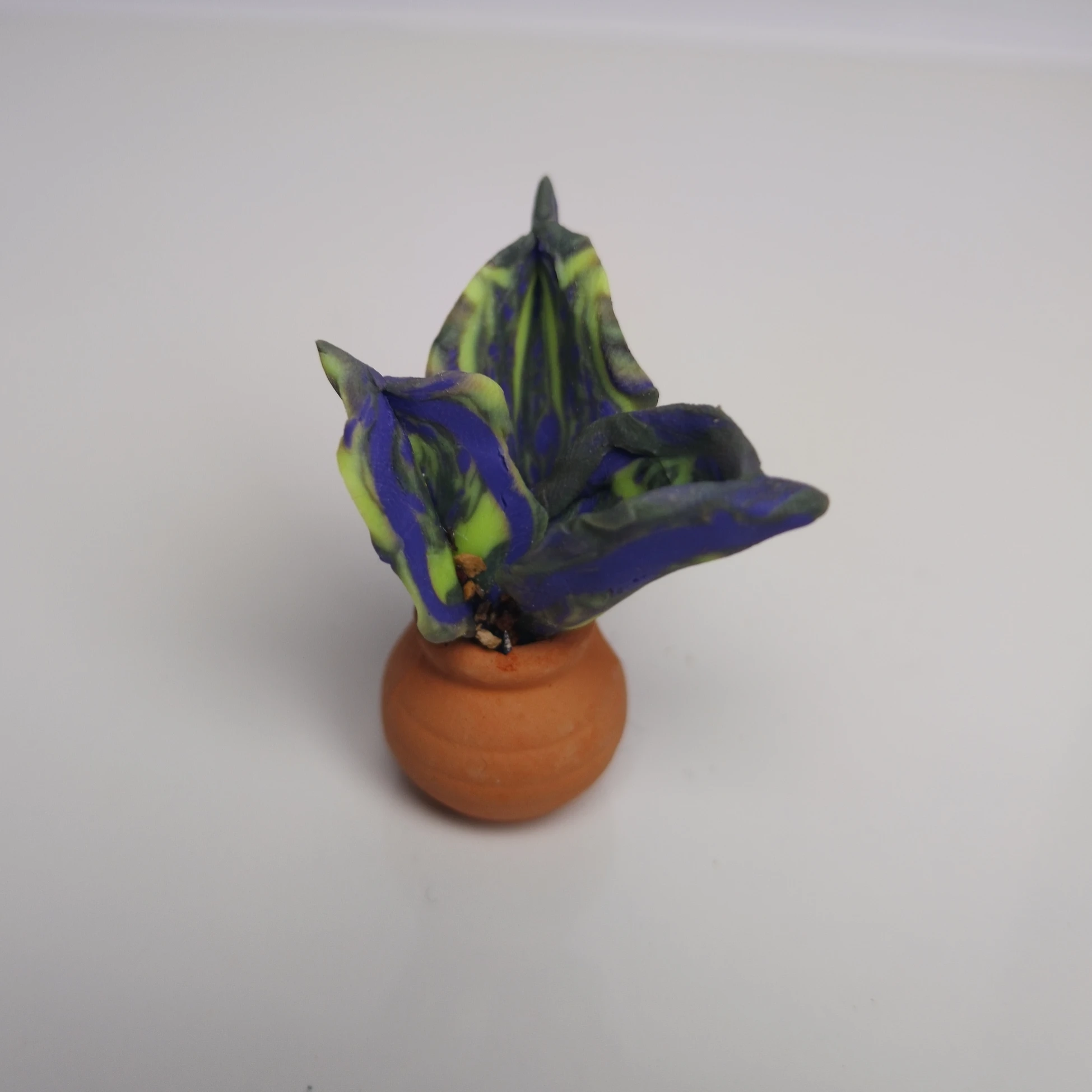 Handmade Miniature Polymer Clay Plant with Three Leaves – Green & Purple Decorative Succulent in Terracotta Pot - Image 2