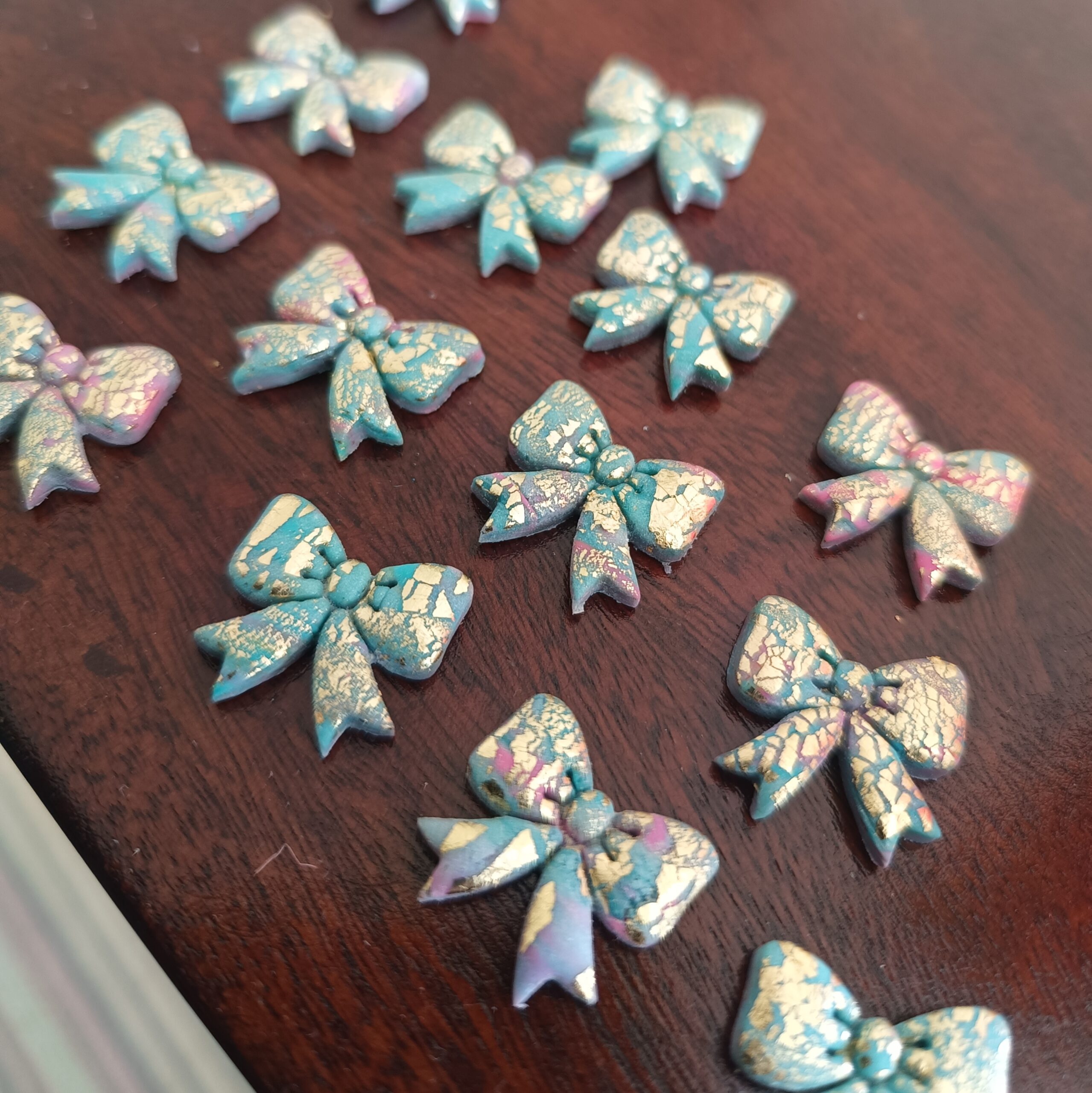 bow earrings