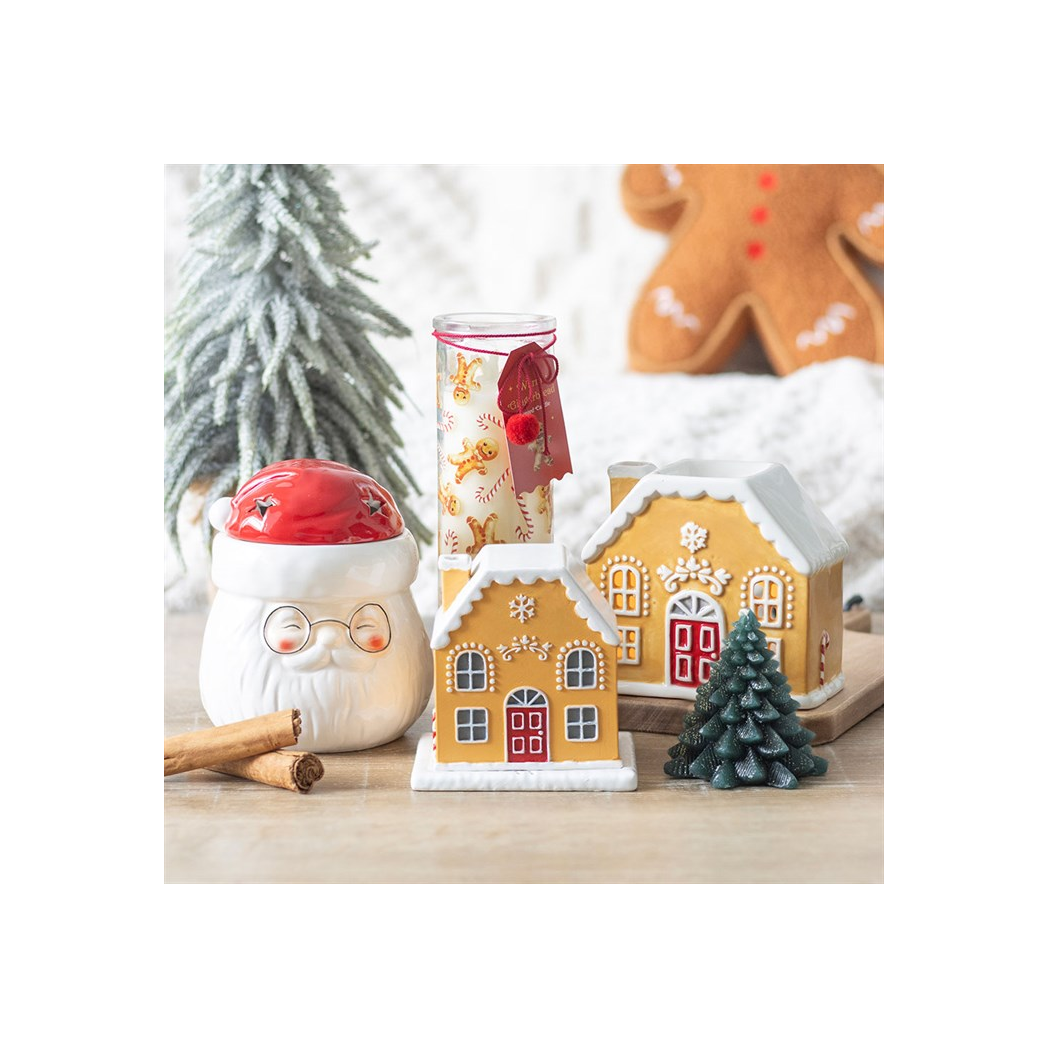 Candy Cane Gingerbread House Oil Burner and Wax Warmer - Image 5